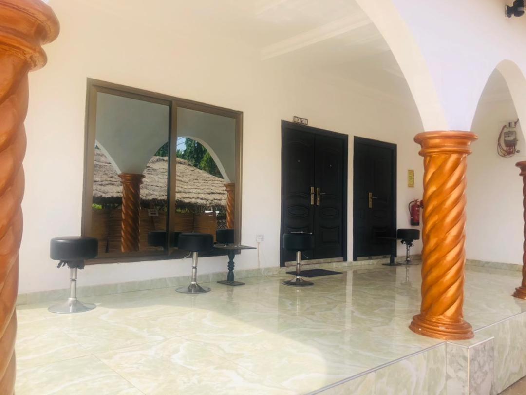 Nana'S Holiday Let Adenta Ngoại thất bức ảnh