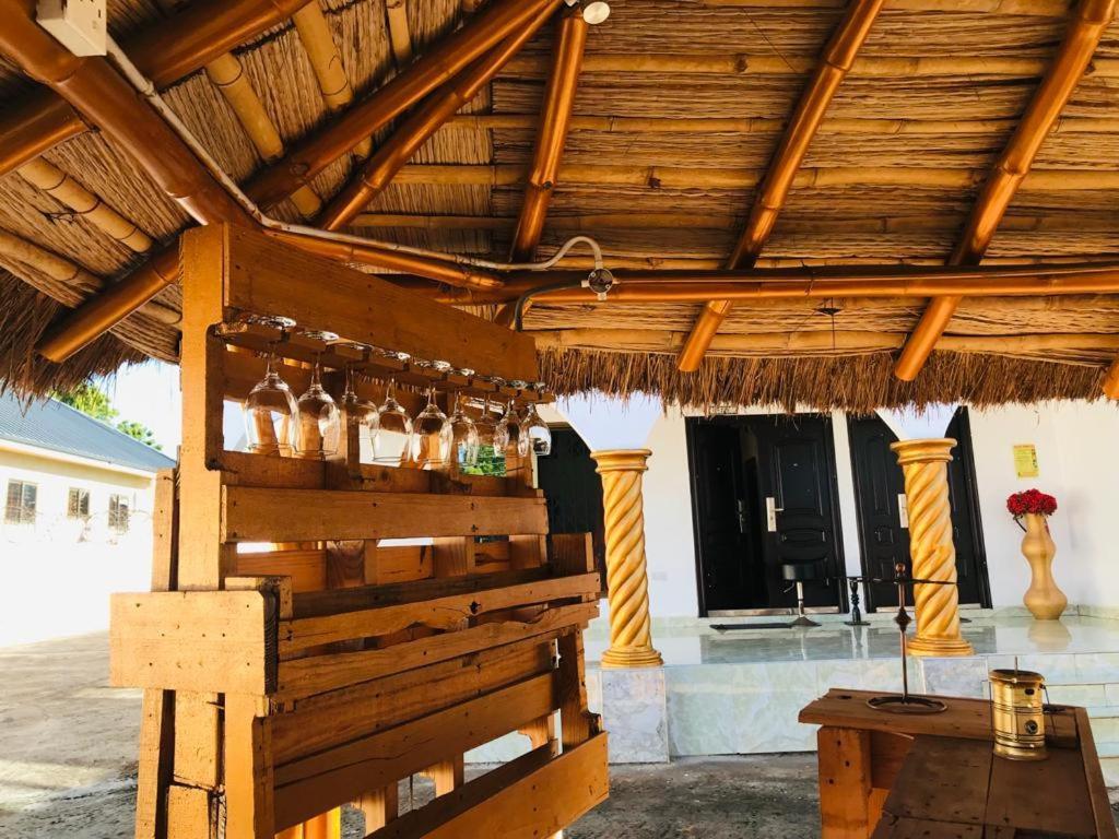 Nana'S Holiday Let Adenta Ngoại thất bức ảnh