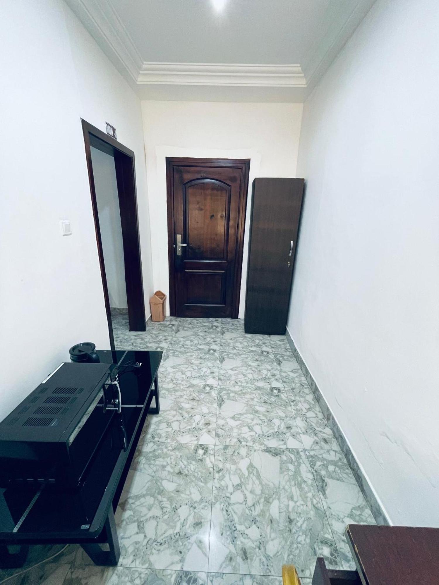 Nana'S Holiday Let Adenta Ngoại thất bức ảnh
