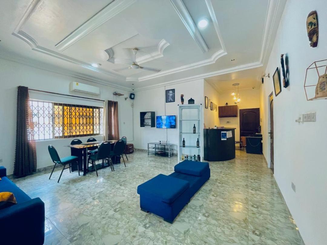 Nana'S Holiday Let Adenta Ngoại thất bức ảnh