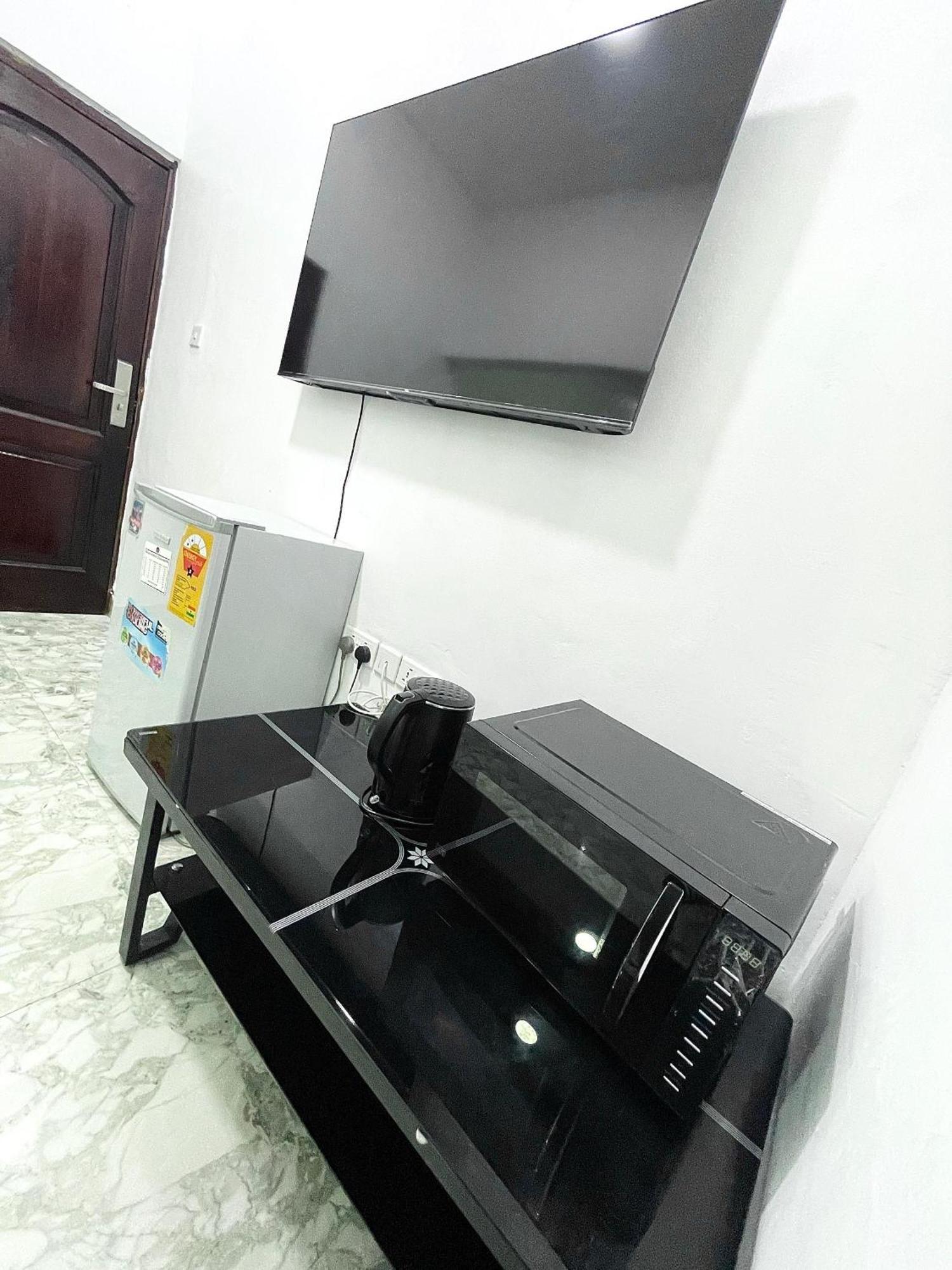 Nana'S Holiday Let Adenta Ngoại thất bức ảnh