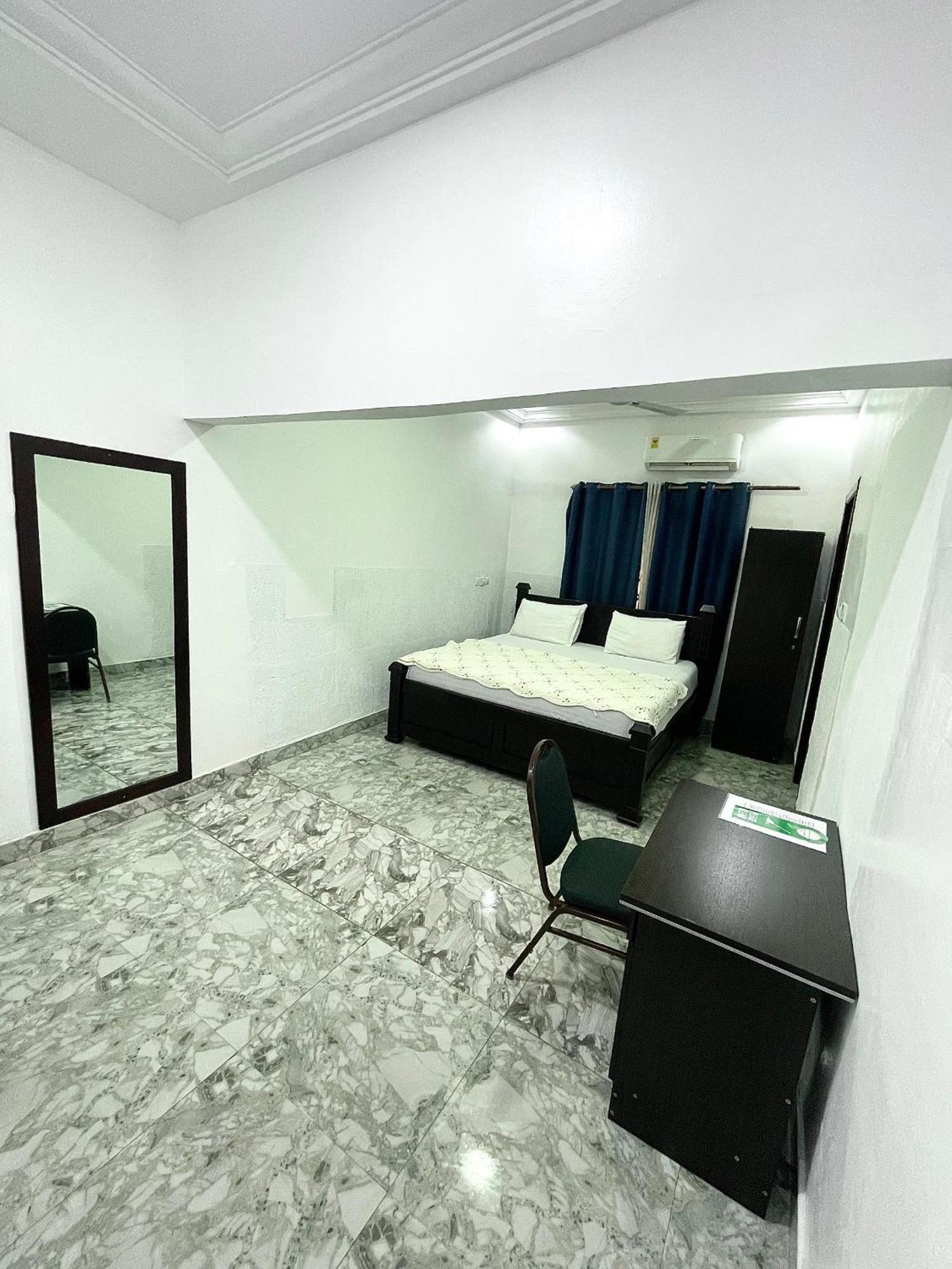 Nana'S Holiday Let Adenta Ngoại thất bức ảnh